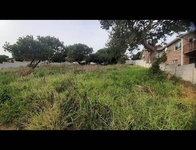 LAND FOR SALE IN FRAAIUITSIG